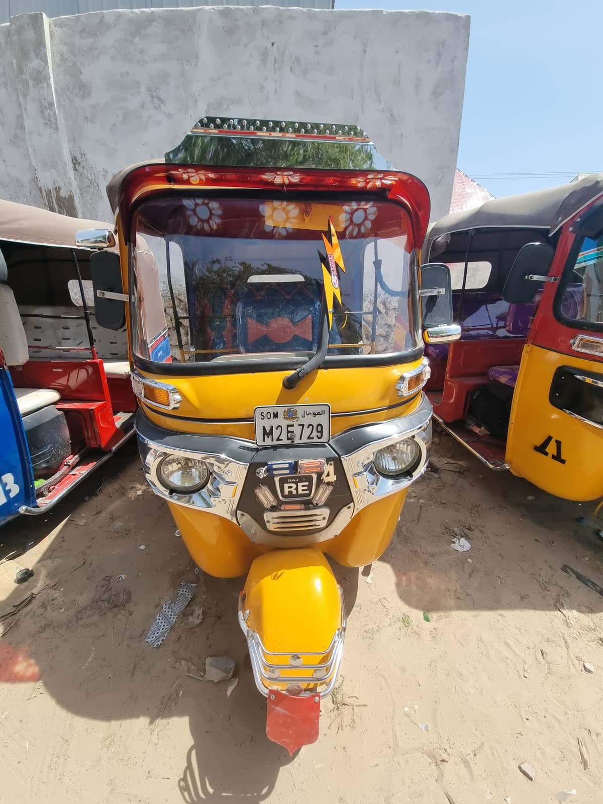 Rickshaw Jaalle ah Iibka
