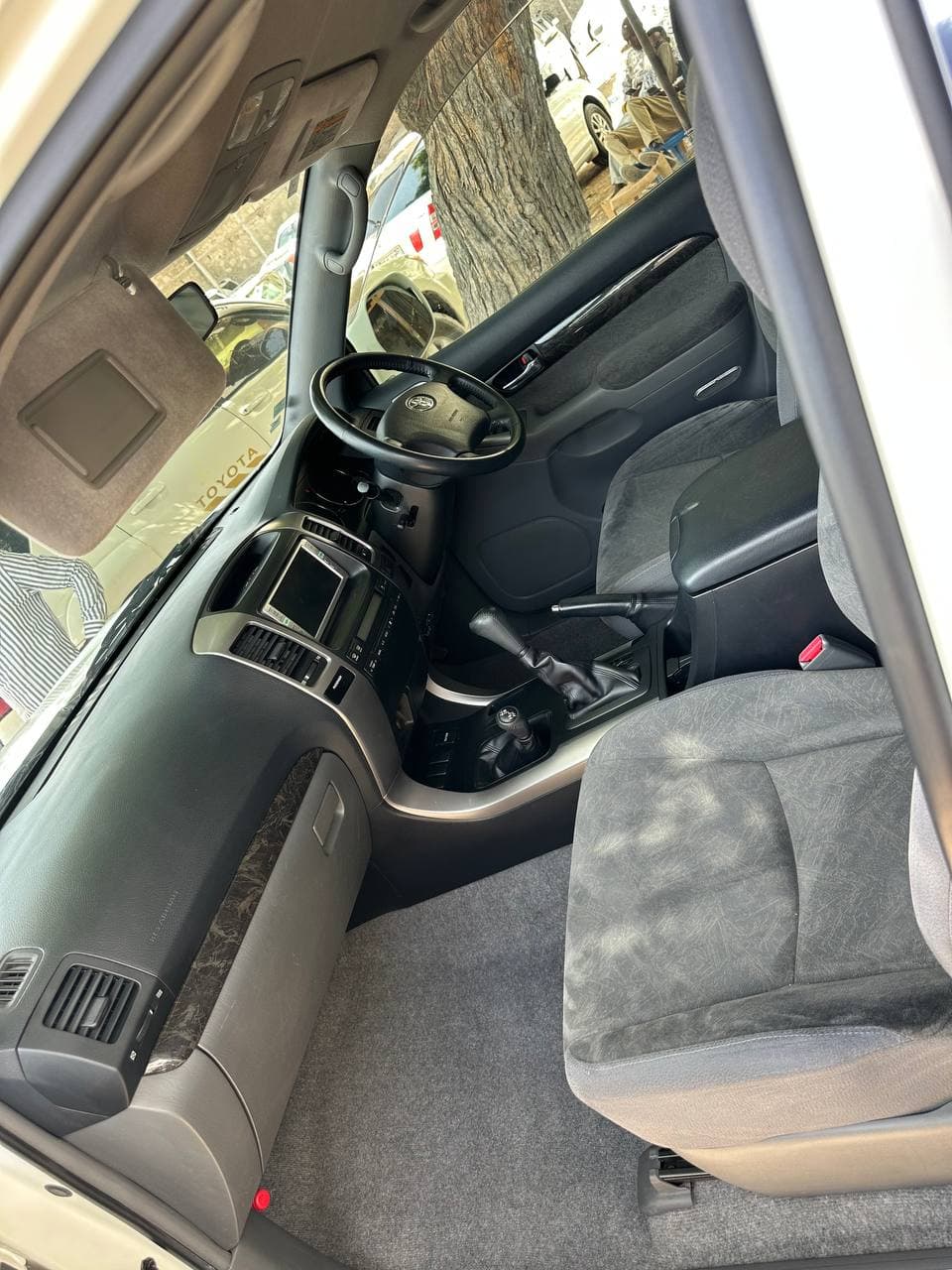 Toyota SUV Nadiif ah